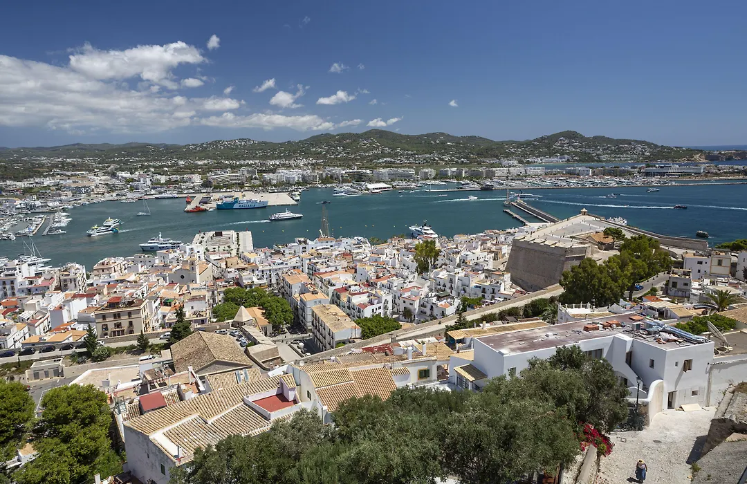 Hotel La Torre Del Canonigo - Small Luxury Hotels-1